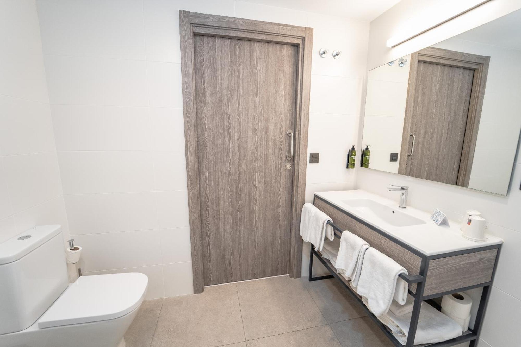 Hotel Lux Melide Chambre photo